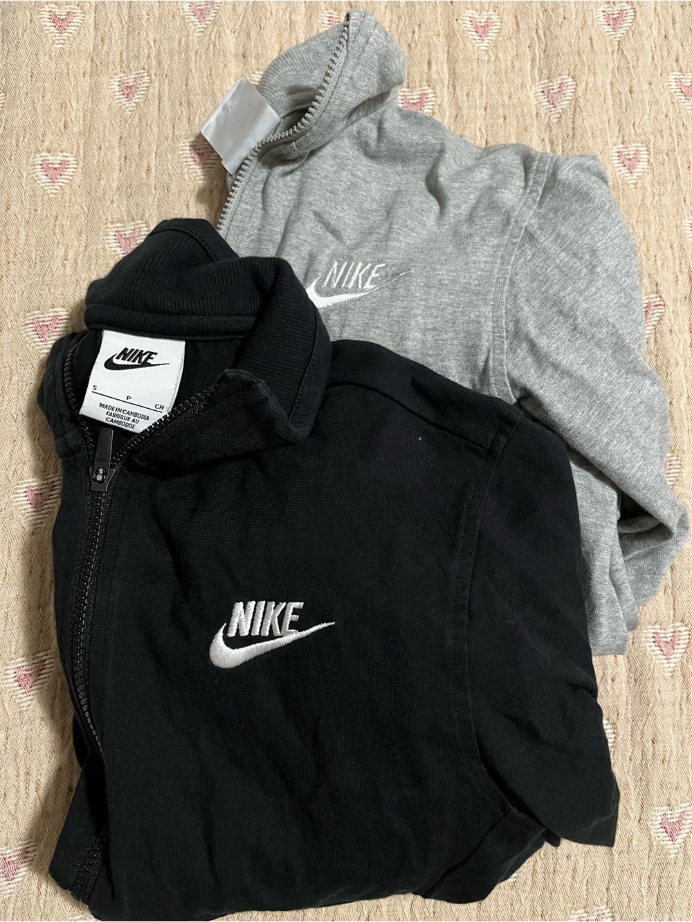 Nike Black and Light Heather Gray lightweight jacket set